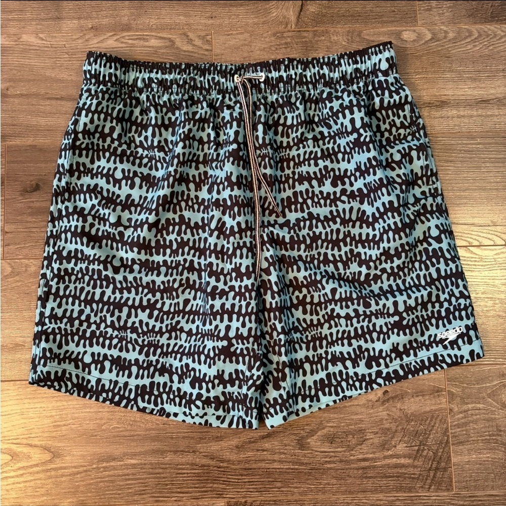 Speedo swim trunks men’s XL